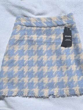 XS Storets Houndstooth Tweed Raw Edge Mini Skirt